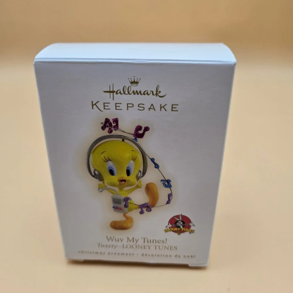 Hallmark Keepsake 2009 Wuv My Tunes! Tweety Looney Tunes Christmas Ornament
